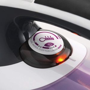 Morphy Richards Comfigrip Steam Iron's controls.