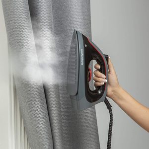 Morphy Richards Power Steam Elite Iron demonstration.
