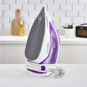 Morphy Richards Turbo Glide Iron's soleplate.