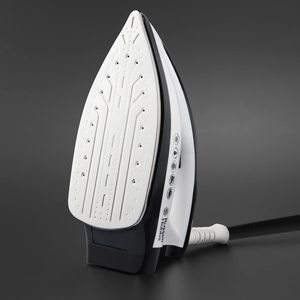 Russell Hobbs Steam Power Generator Iron's soleplate.