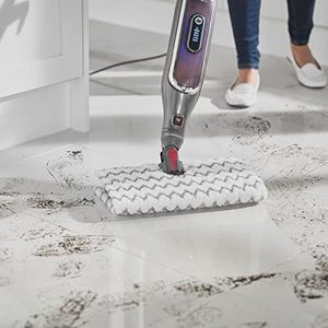 Shark Klik 'n Flip Smartronic Deluxe Mop in use.